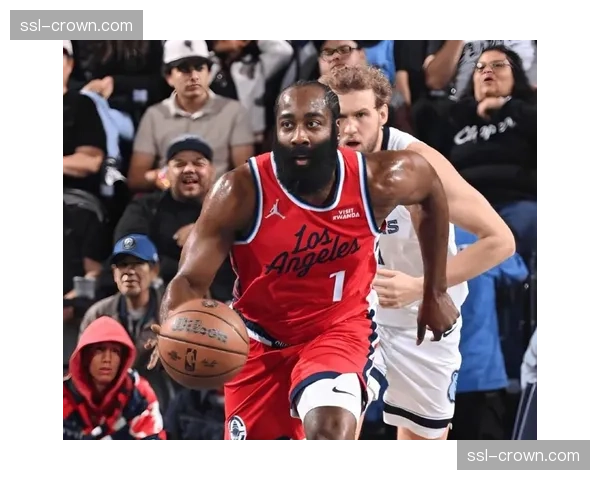 西部季后赛席位争夺异常激烈 多支球队胜率接近每一场都关键